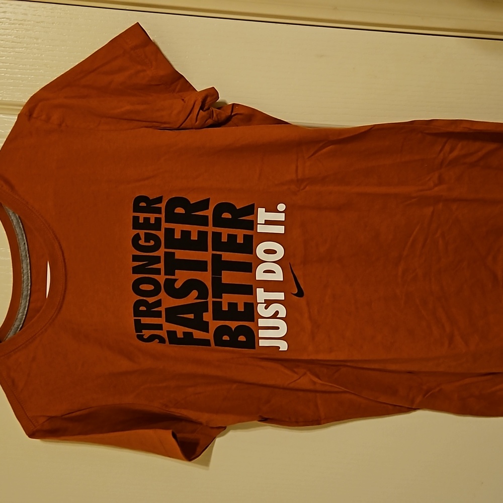 Nike tee...slim fit